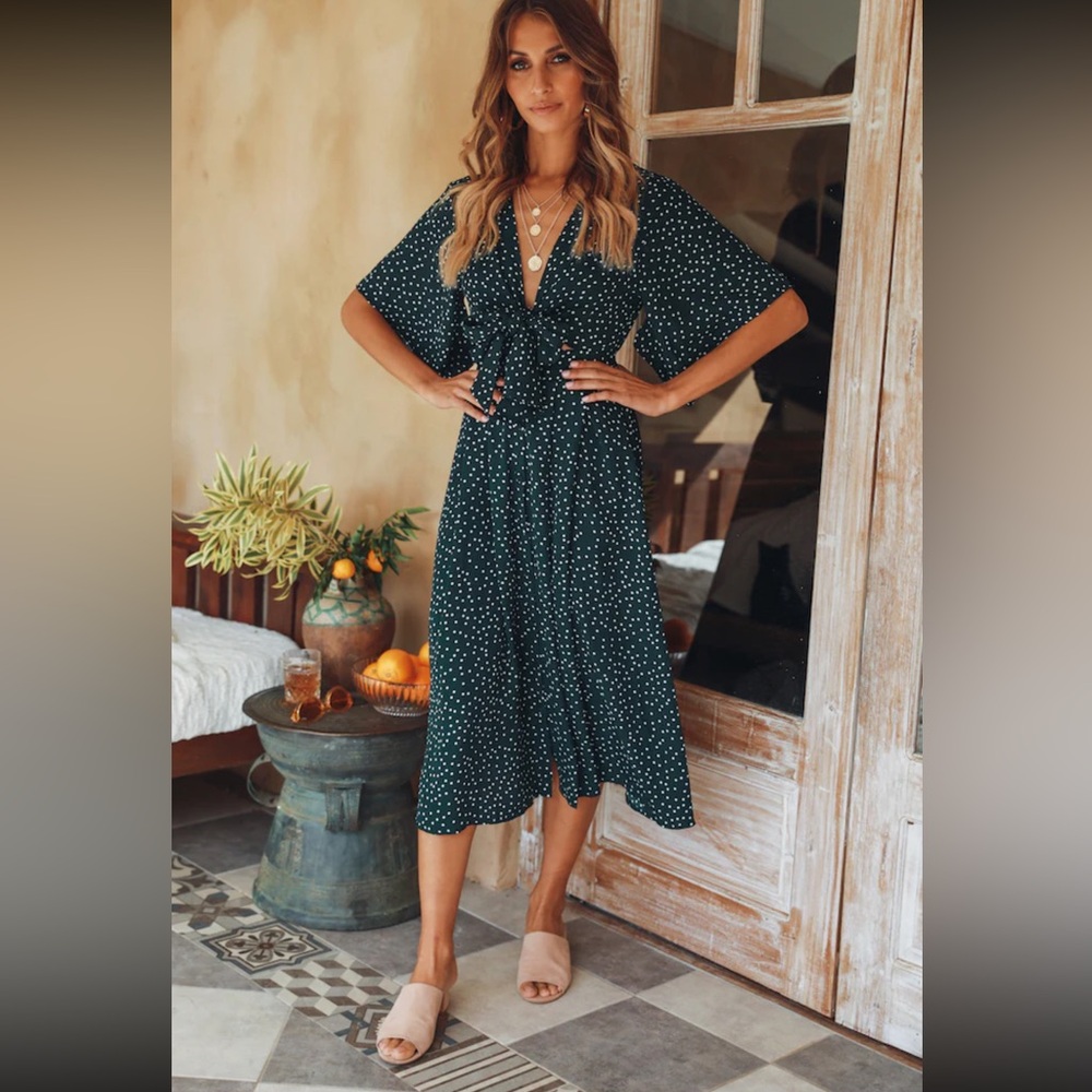 NWOT Hello Molly Stuck In Your Ways Midi Dress